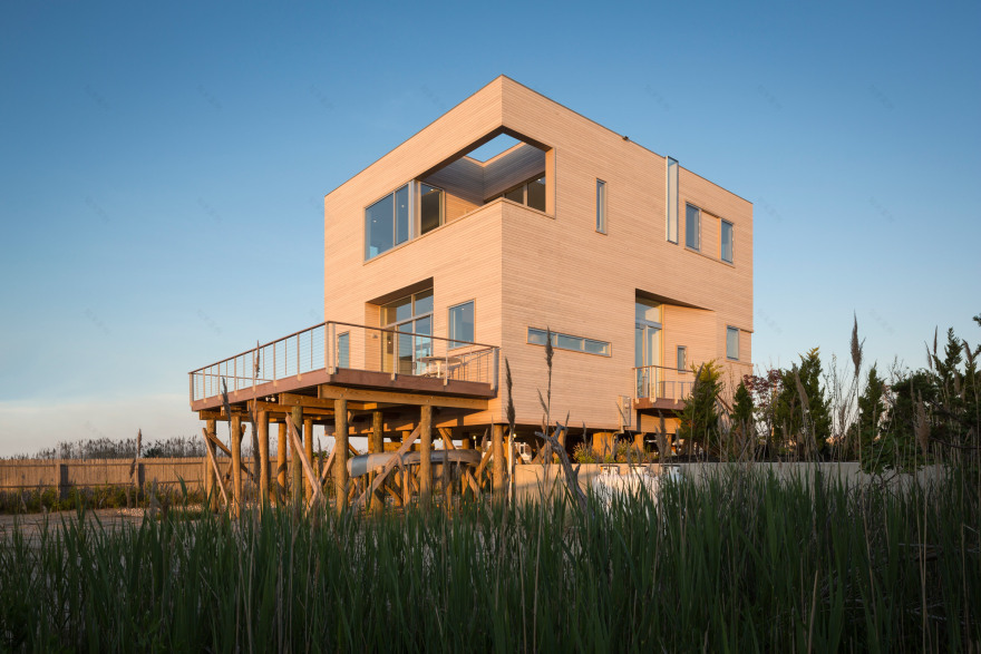 Cube House by Leroy Street Studio is a family beach retreat in the Hamptons | Dezeen-4