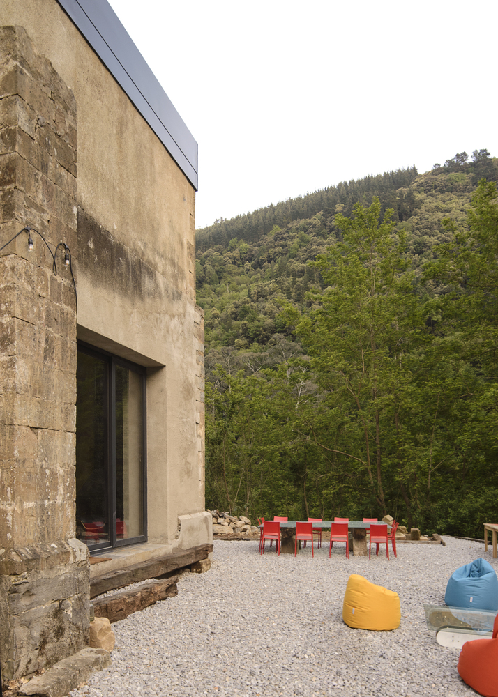 西班牙教堂改住宅项目-24