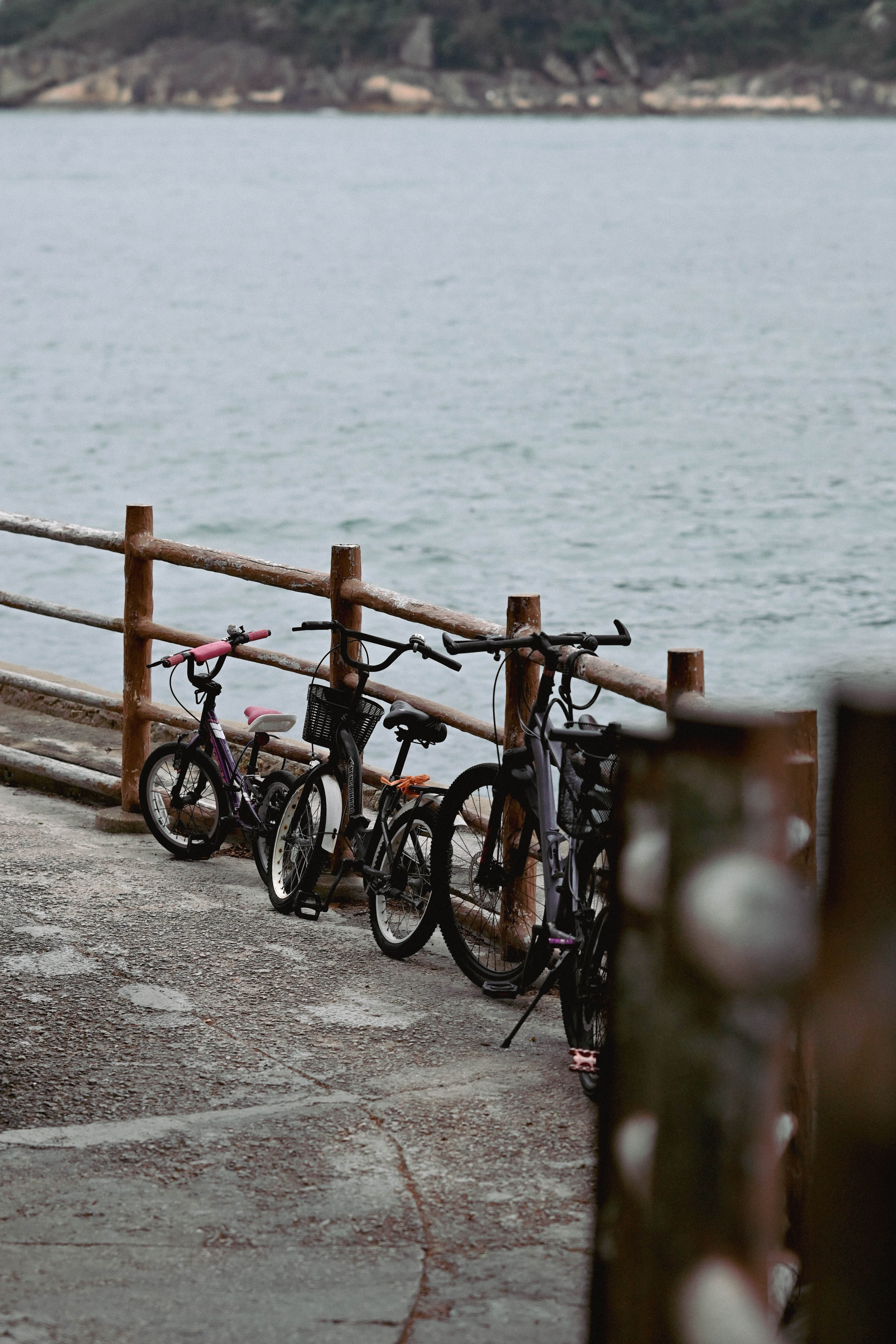 The World is loud-12