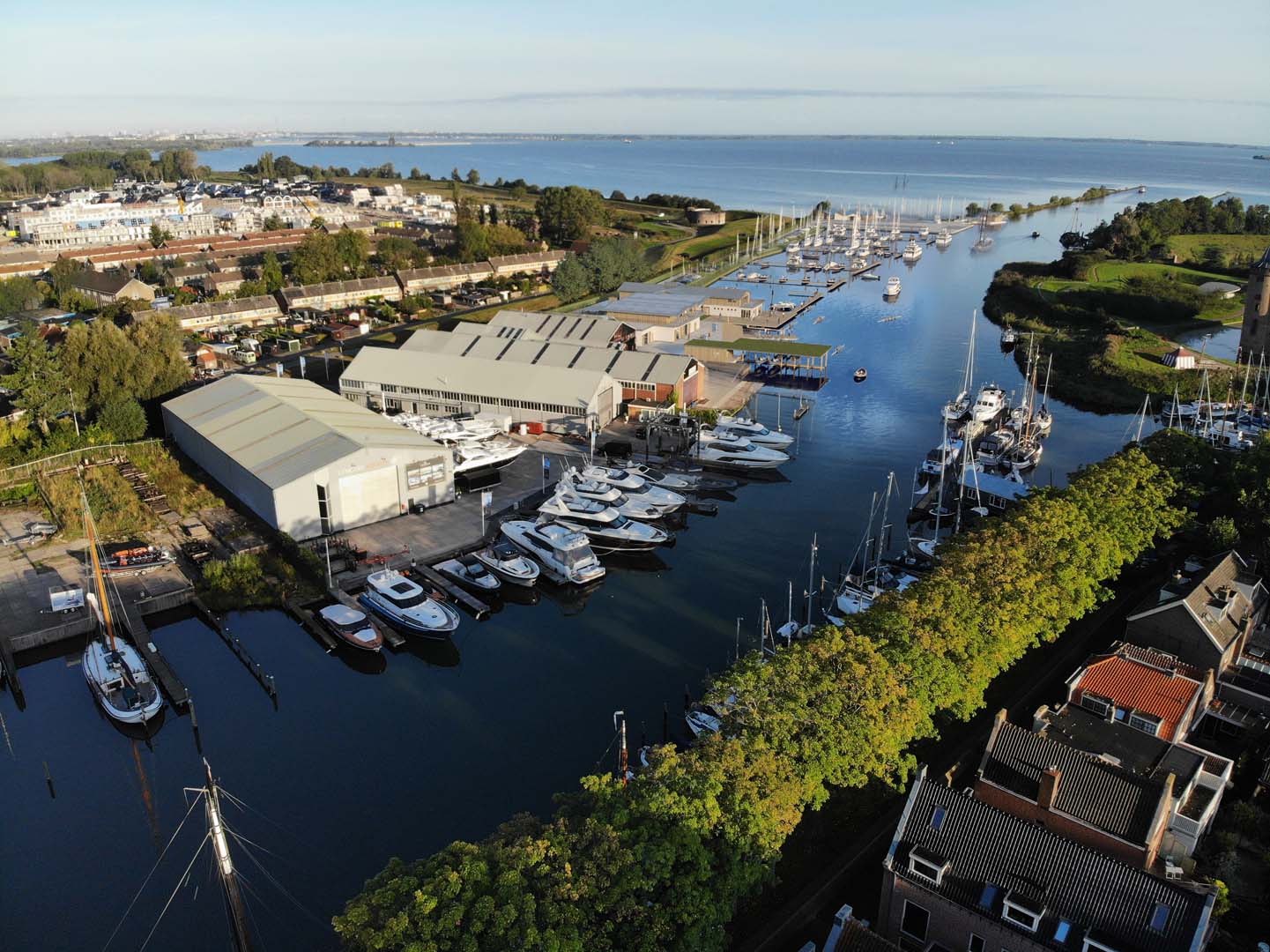 为Muiden的皇家荷兰帆船和划船俱乐部设计划船俱乐部新建筑丨VOCUS-4