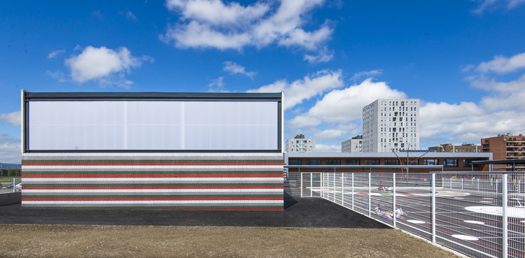 维托利亚校园建筑,室内设计注重用户适应性-30