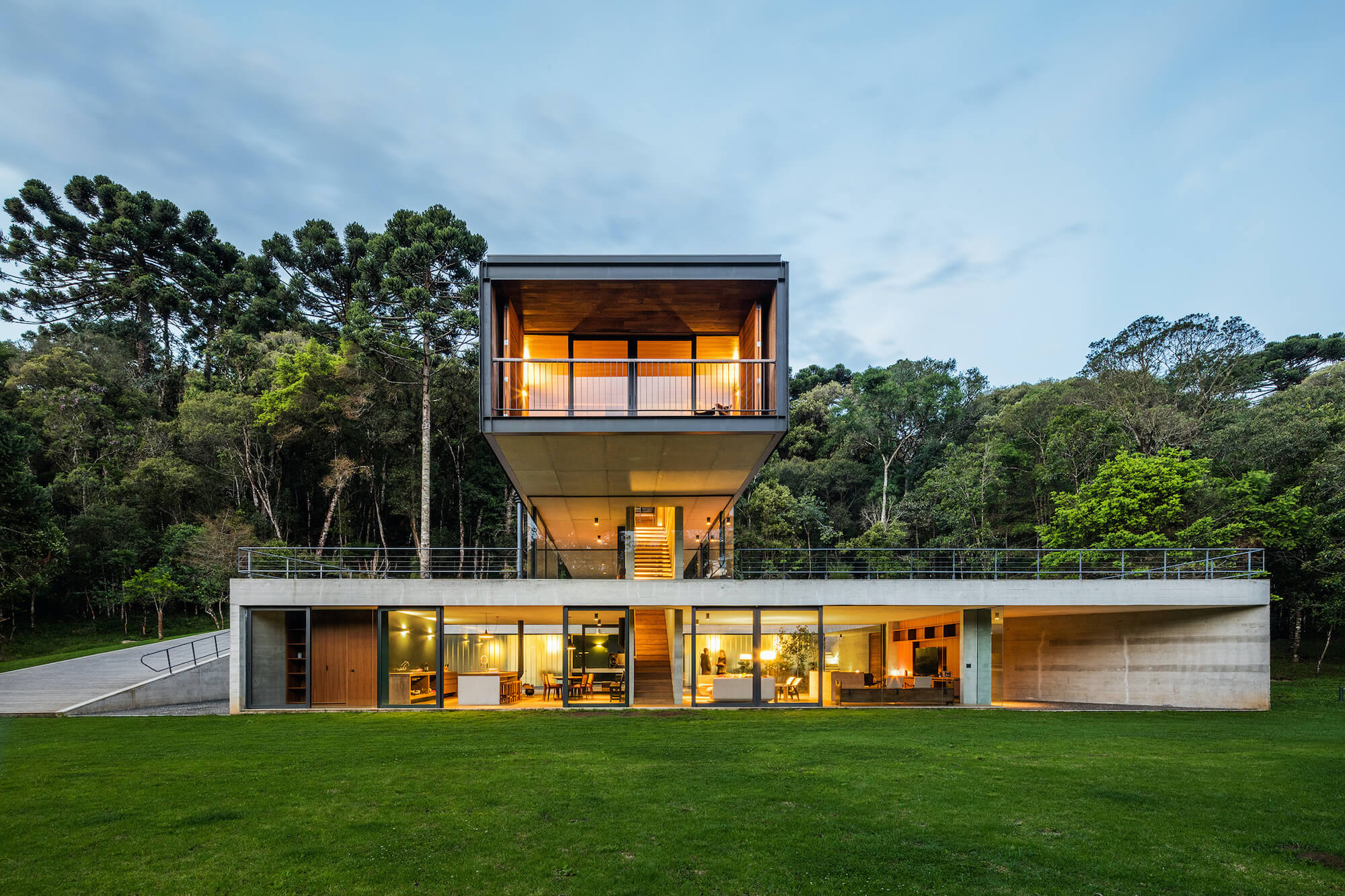 圣保罗Serra da Mantiqueira 山坡住宅                     -1