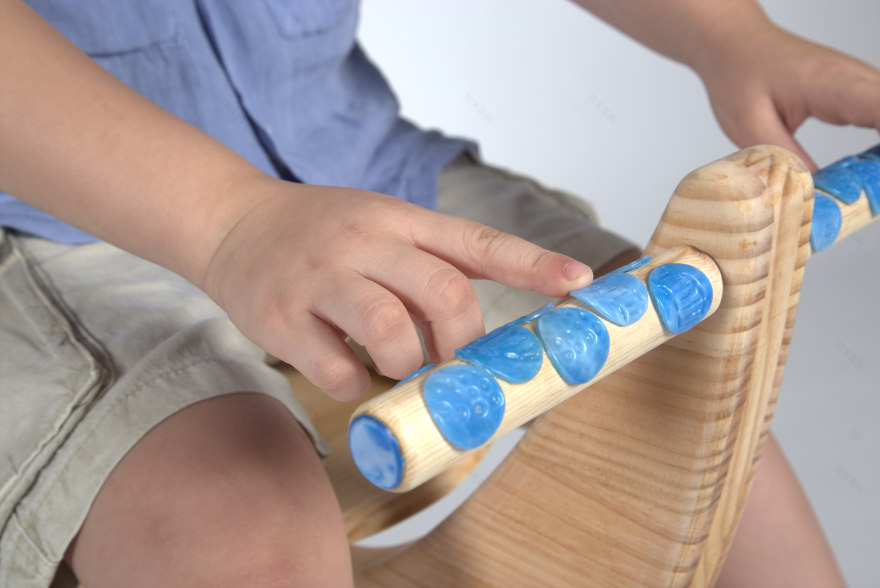 Velluna儿童感官摇椅设计-9