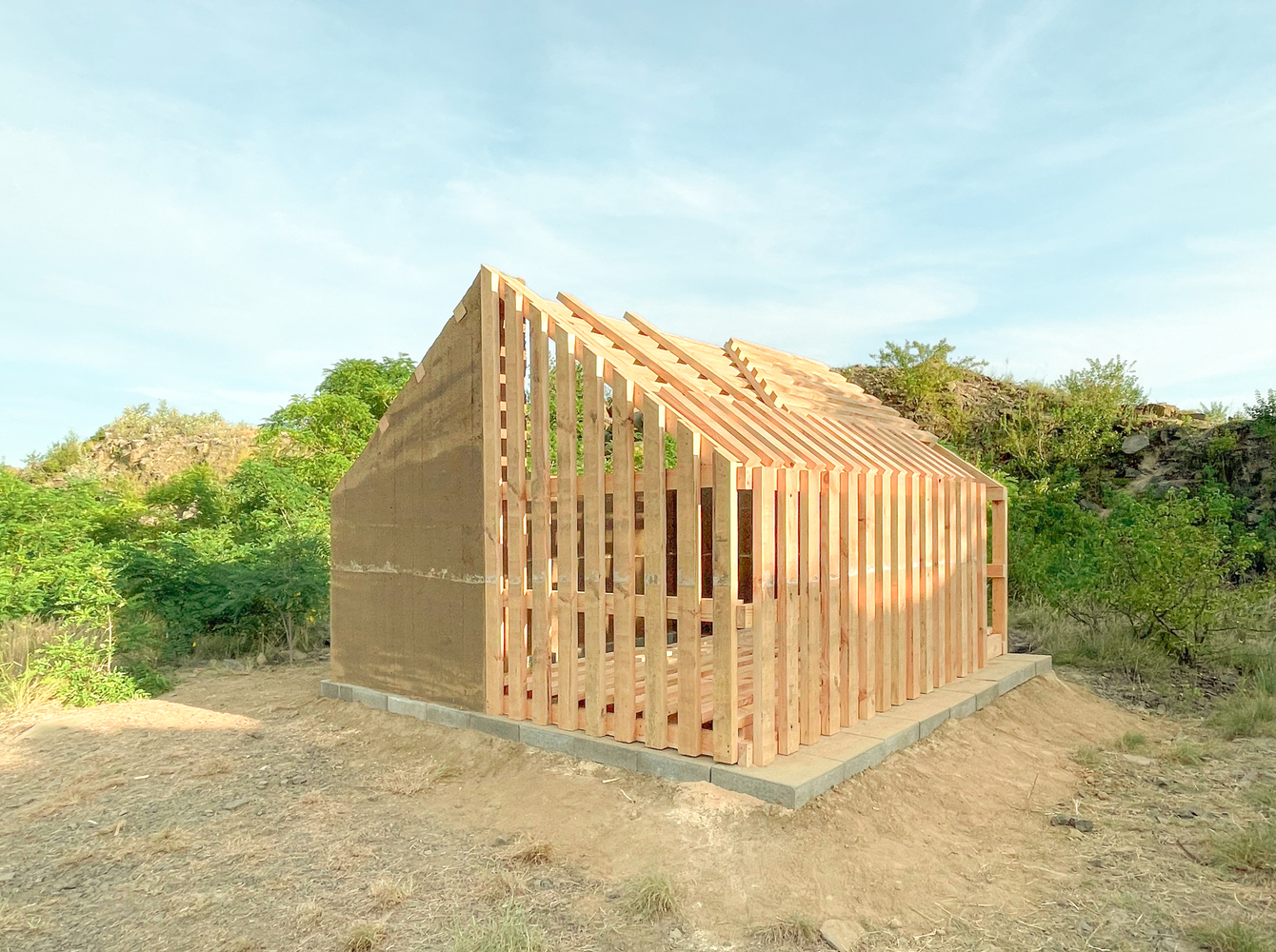 半座房屋亭阁 · 循环经济的建筑实验丨匈牙利-1