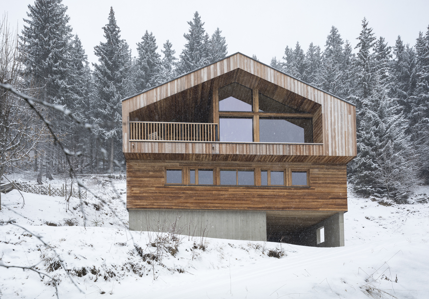 Mountain House  Studio Razavi architecture-47