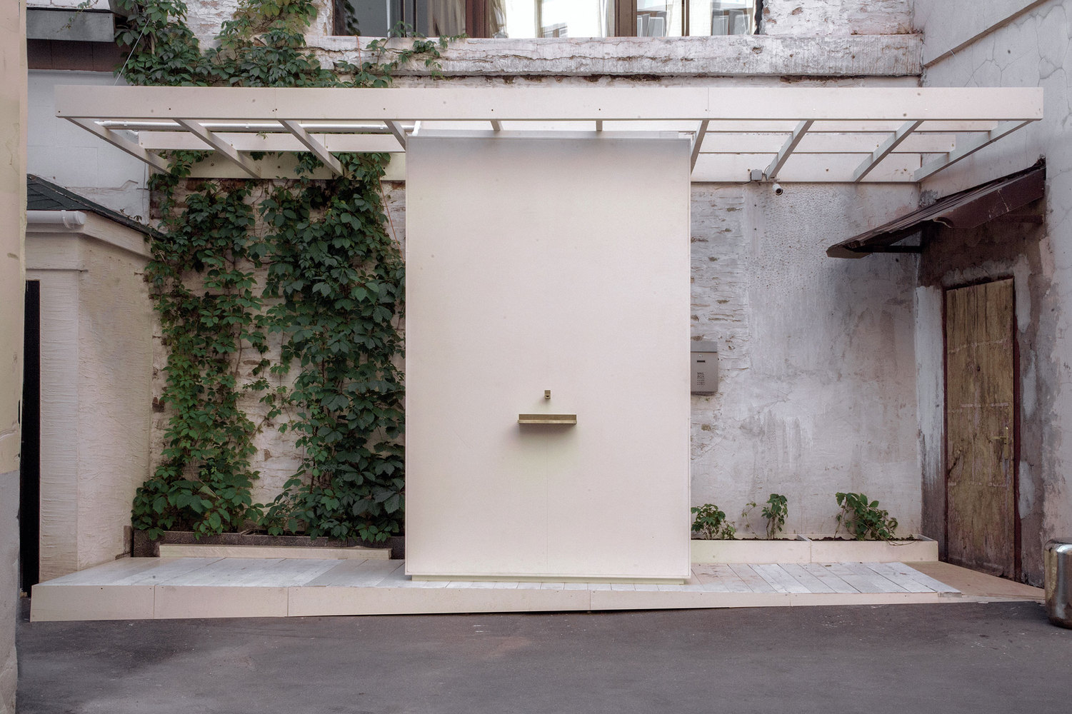 60 平米迷你酒吧，极简工业风魅力尽显-14