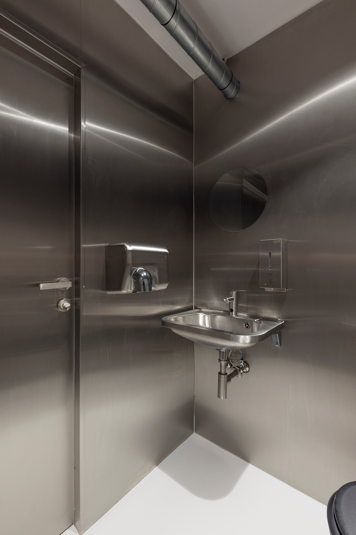 旧市政厅改造为社区图书馆丨斯洛伐克布拉迪斯拉发-59