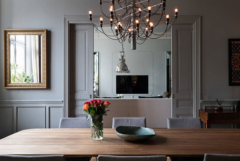 瑞典神秘庄园 | 暗色调的惊艳空间-10