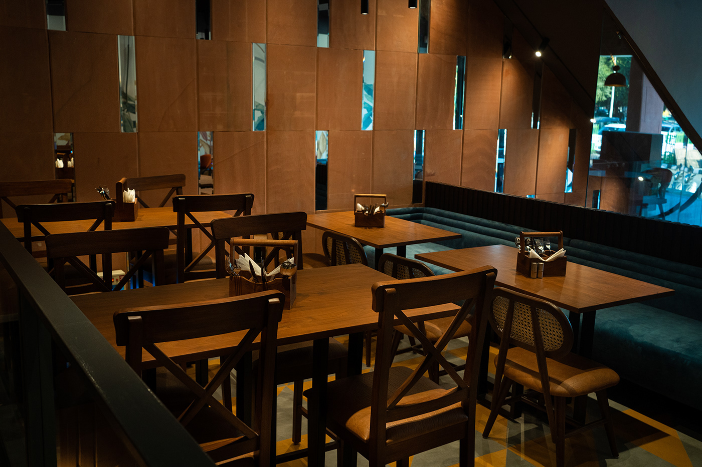 Anastasiya Gushchina丨西餐厅丨Housey (interior shoot)-7