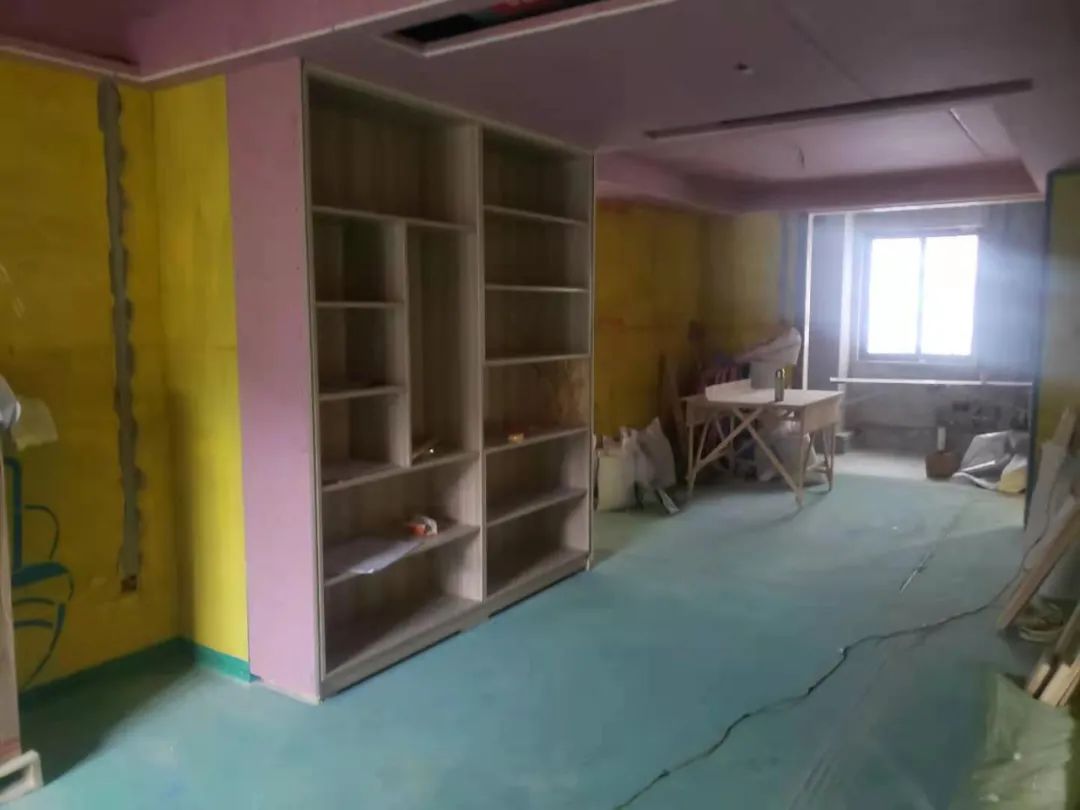 现代简约风格的艺术生活空间丨中国台州丨品东装饰-52