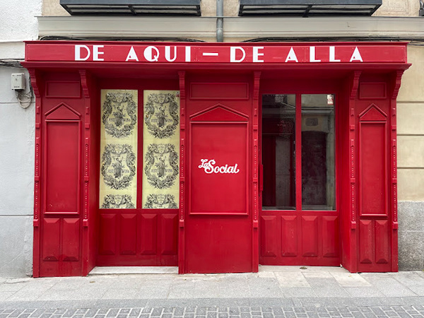 马德里社交俱乐部(注:在西班牙语里,la是定冠词,social有社交的意思 ,Madrid是马德里,LA SOCIAL MADRID有可能是马德里当地一个社交俱乐部之类的名称,这只是基于常见情况的推测) 丨西班牙马德里-40