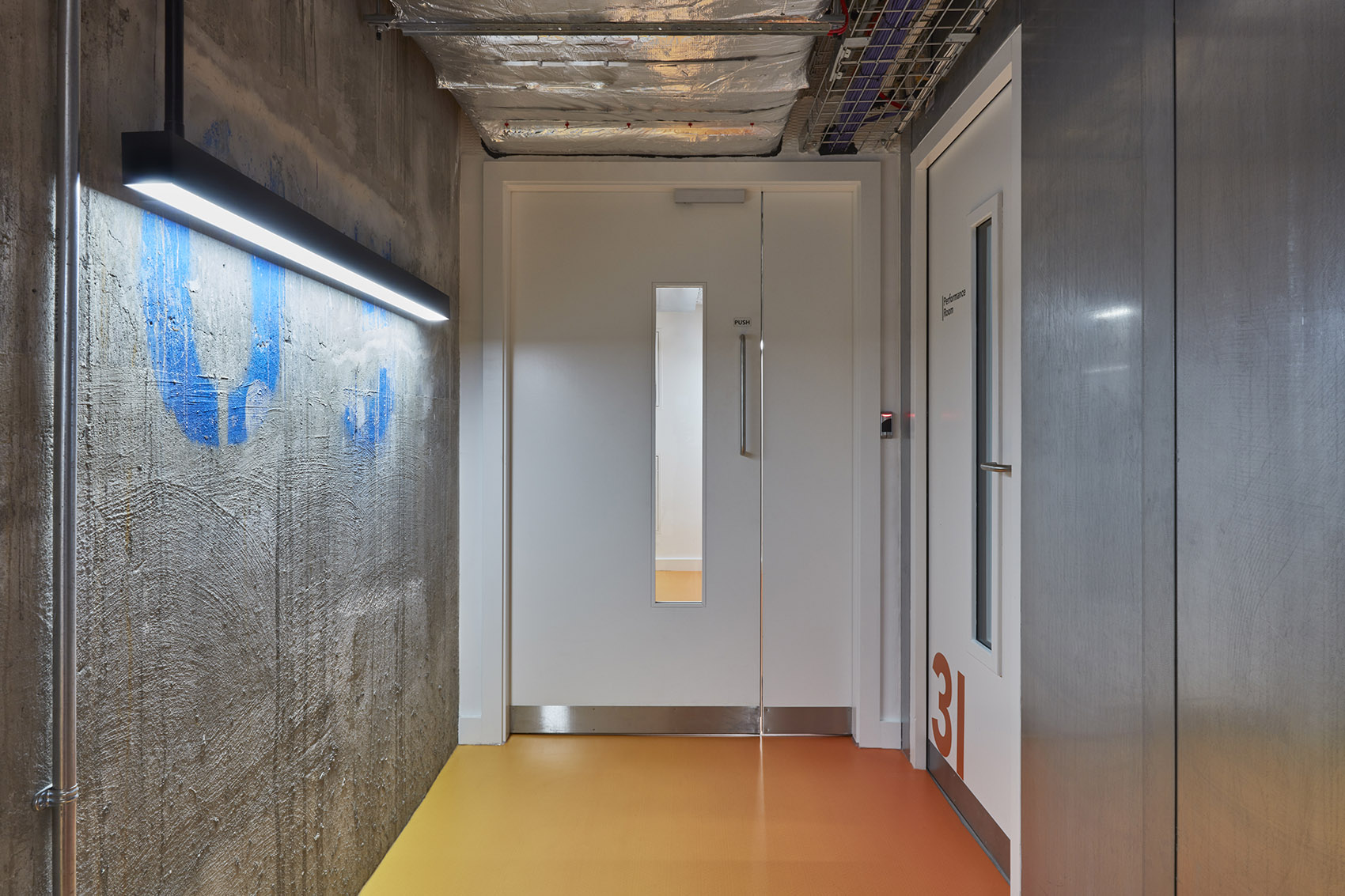 英国 The Music Bo· 当代媒体学院大楼丨SPPARC Studio-86