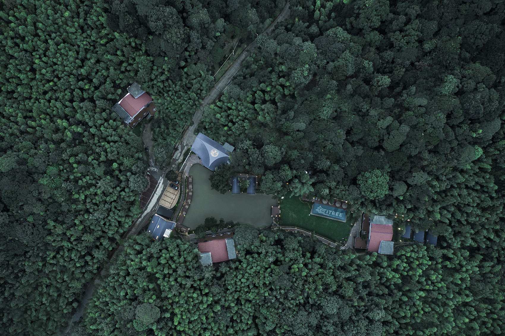 南昆秘境艺术餐厅，惠州 / 城外建筑设计有限公司-6