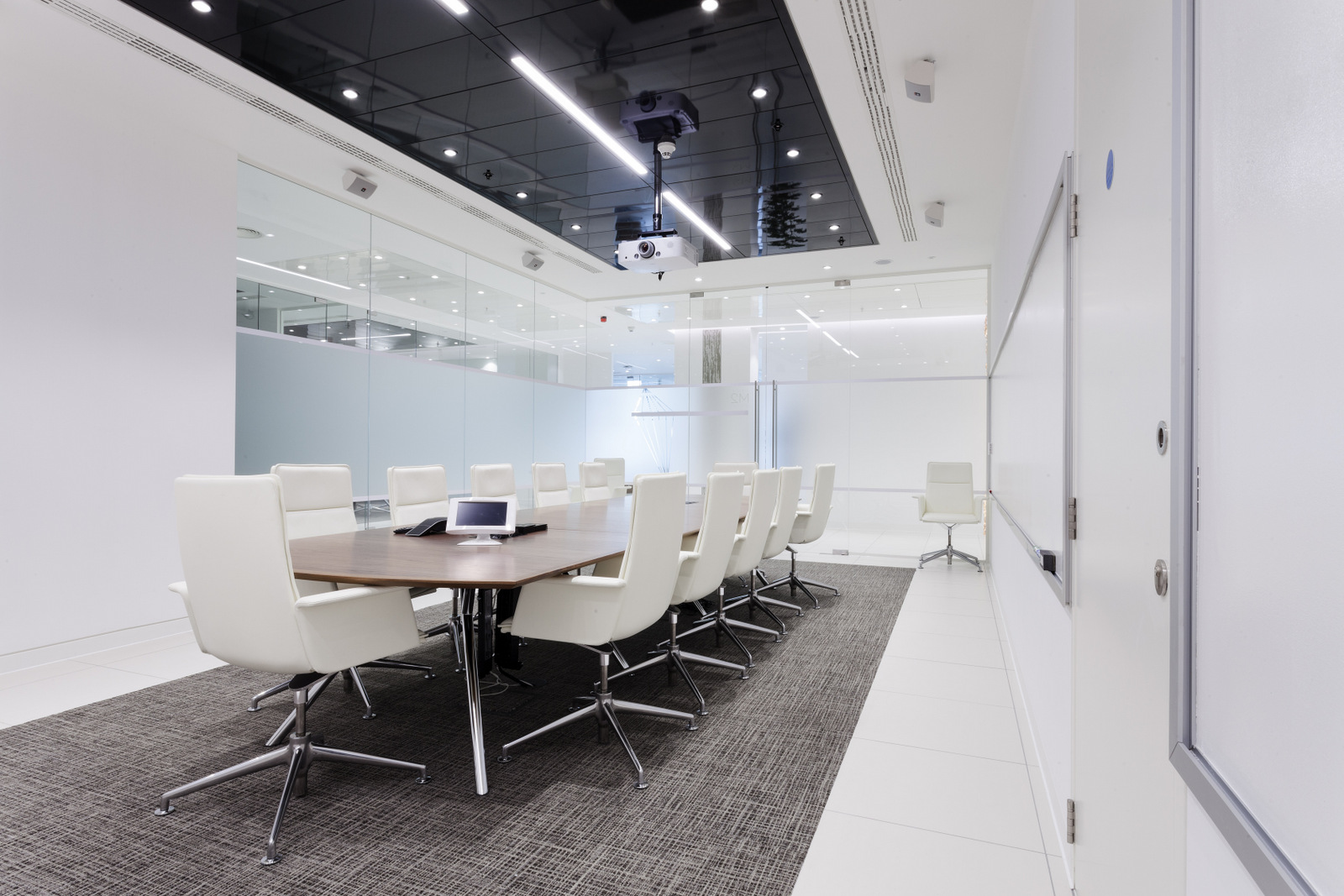 【分享】国外现代风办公空间 | Aker Solutions-16