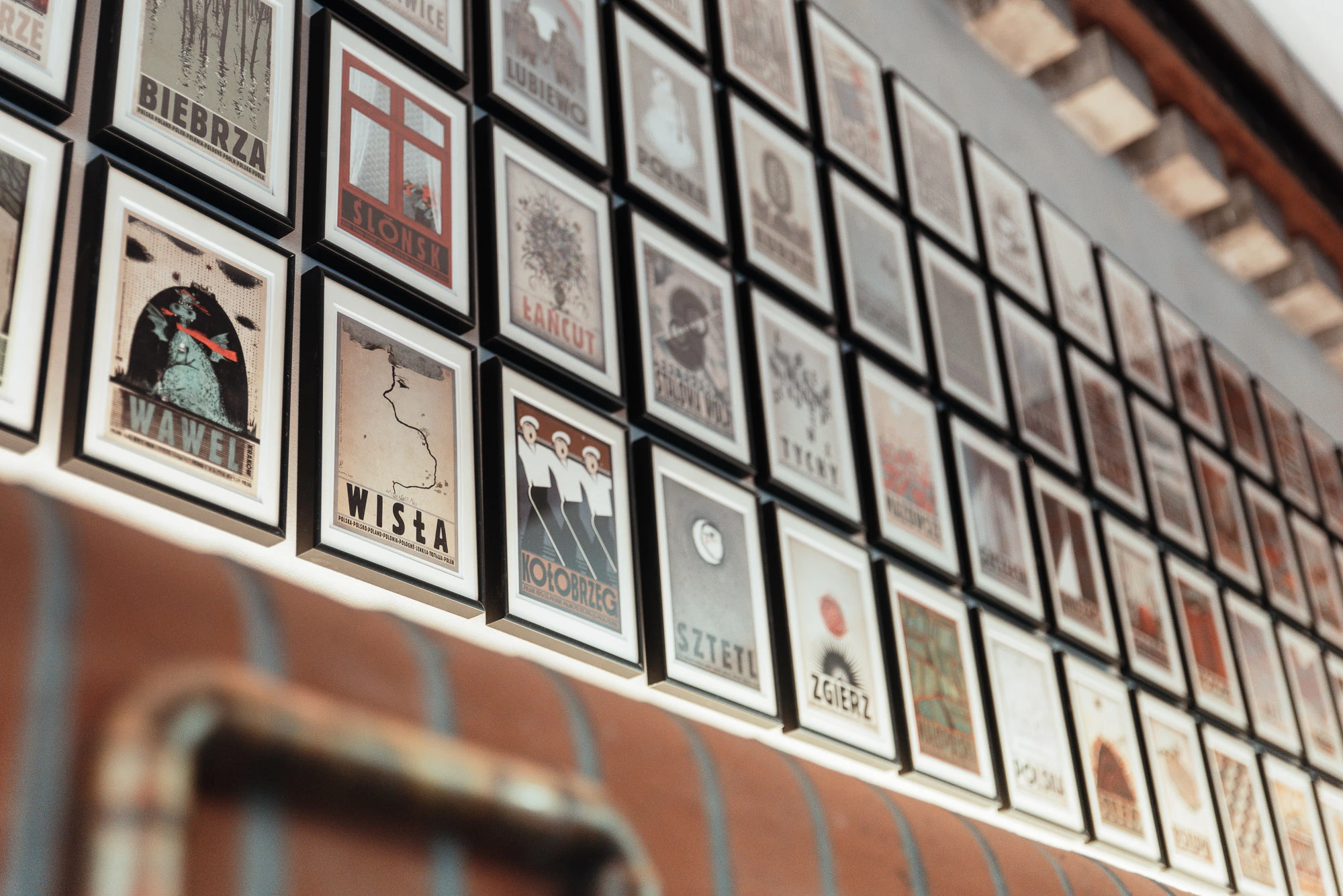 波兰 Stary Browar 购物中心现代厨房风格美食广场-32