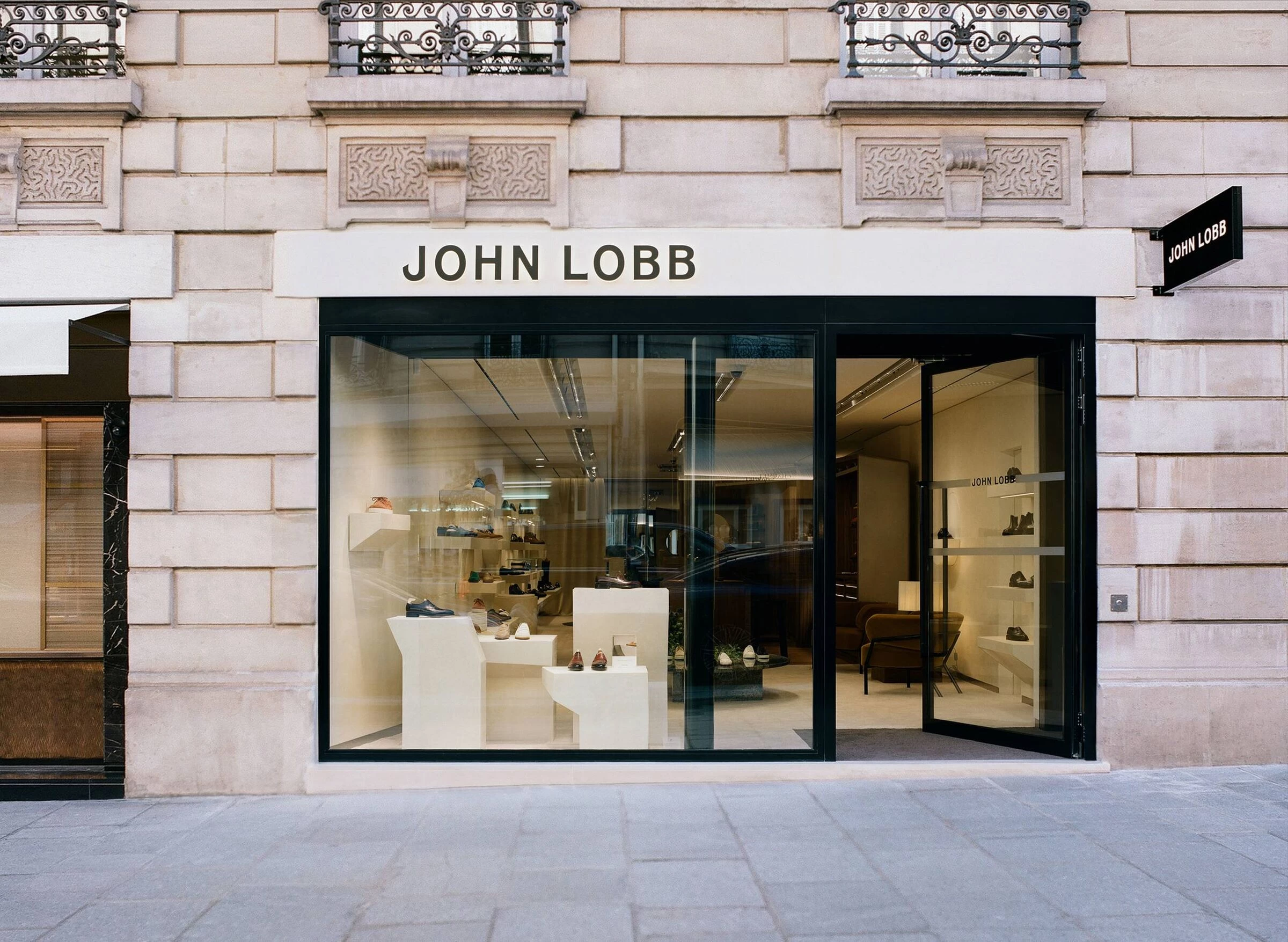 约翰·洛布鞋履巴黎第一店丨法国巴黎丨Ciguë-20