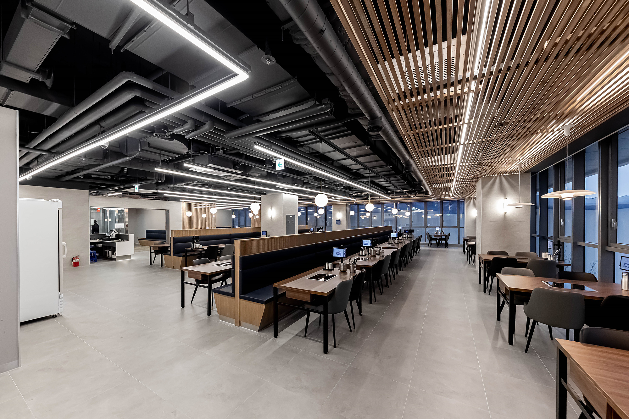 115 平现代简约室内设计，打造舒适优雅生活空间-13