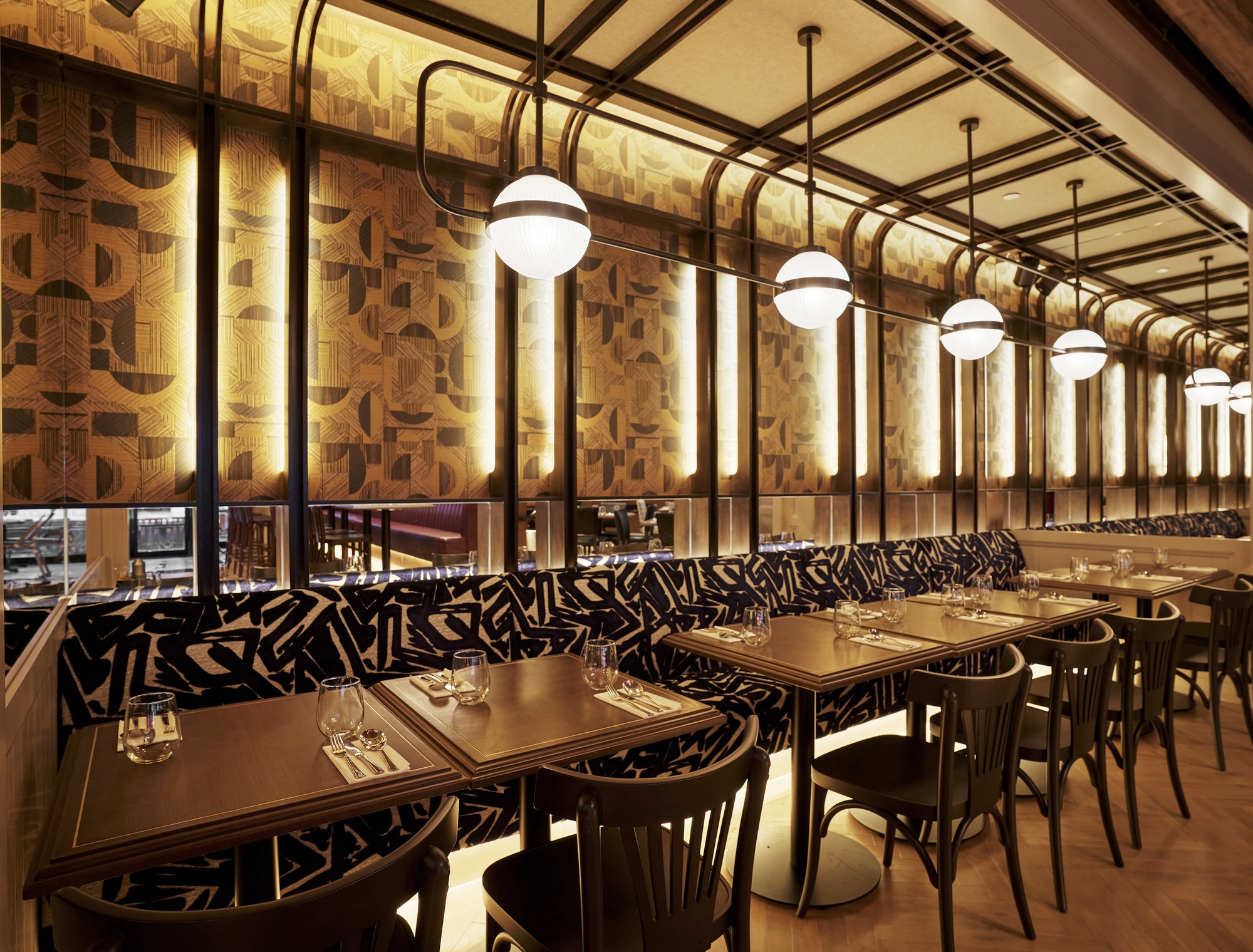 Landau's Restaurant丨Zanghellini & Holt Associates-18