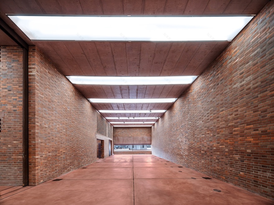 帕尔杜比采自动磨坊公共空间丨捷克帕尔杜比采丨Šépka architekti-182