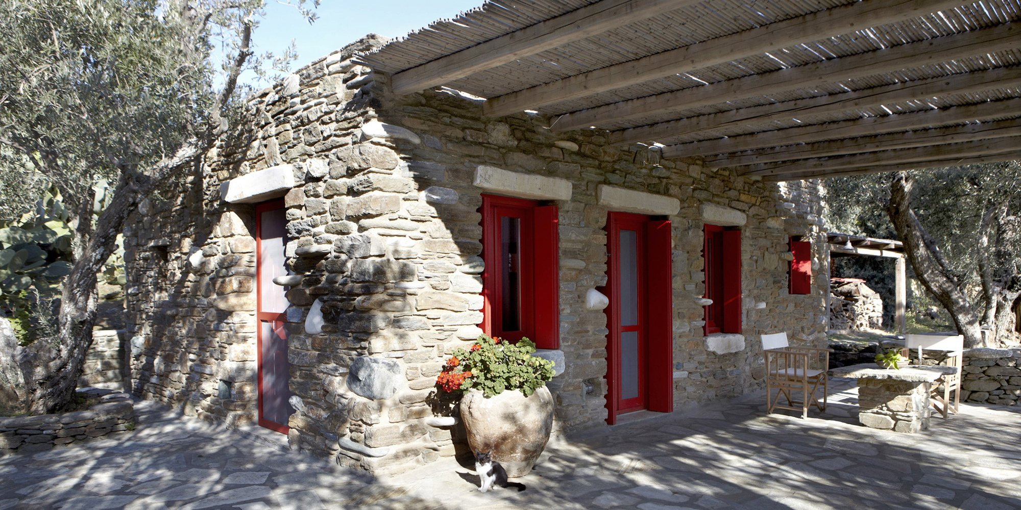 Red 3 beach houses Tinos Stones-Walls-8