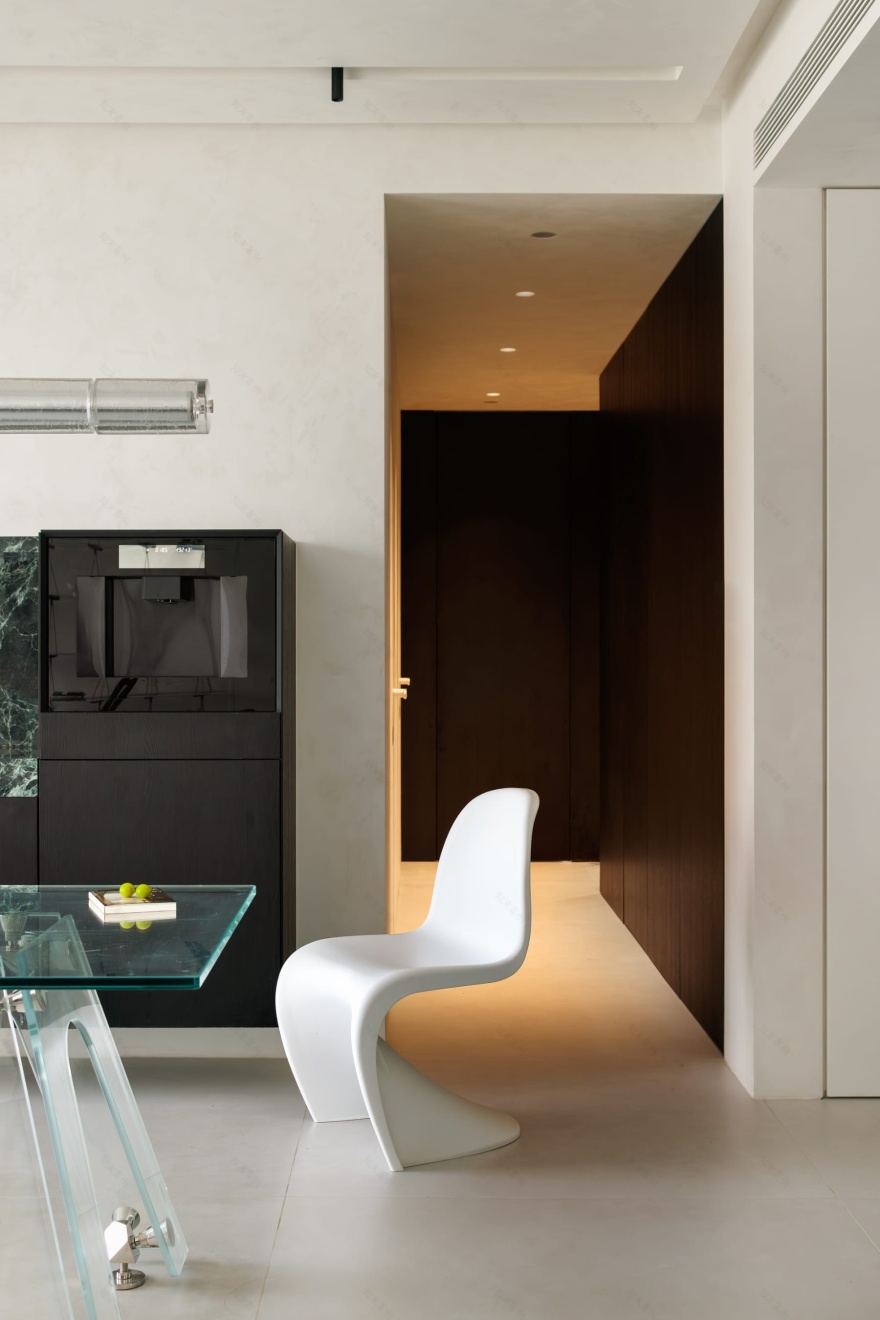 HURR赫设计丨极简中彰显趣味与品味的家-43