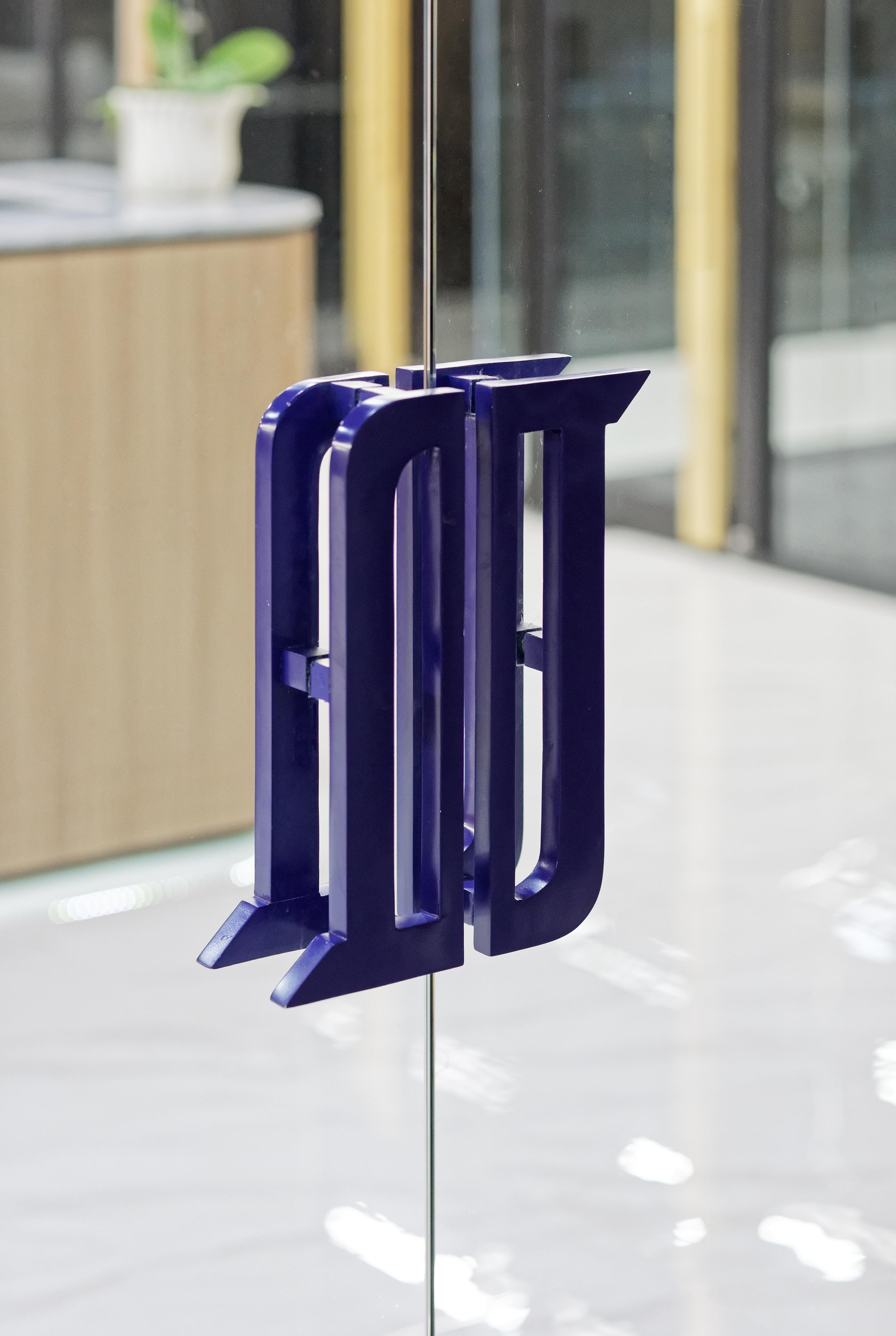 工业风中的灵动雅致——SKHA Consulting 办公室设计-19