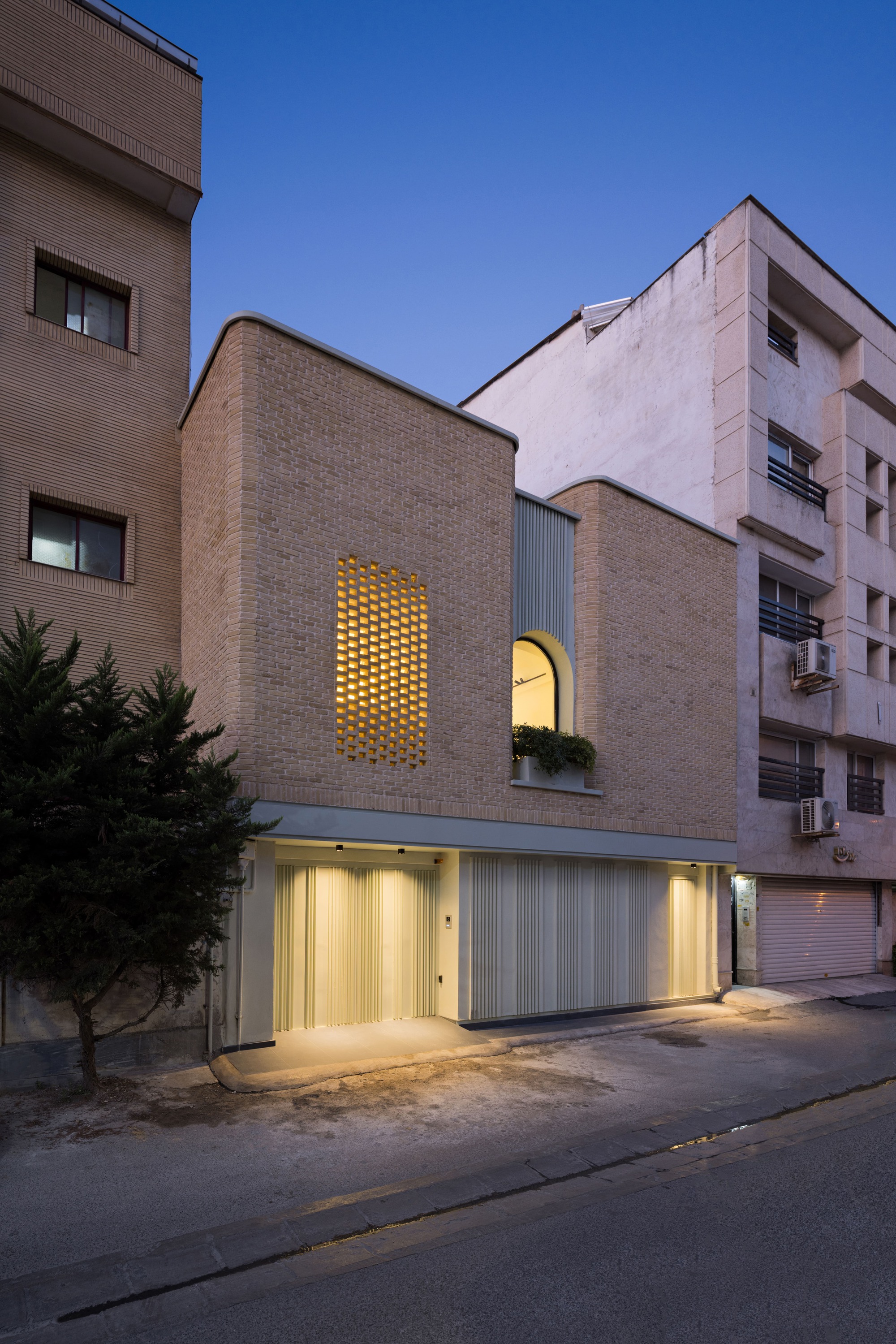 纳法斯·诺（新呼吸）诊所丨伊朗丨Event office-21