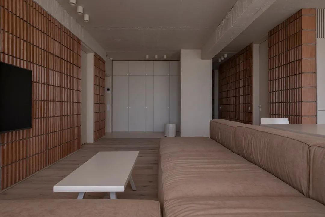 裸墙温润,陶砖创意——313 Block`s 公寓设计-35