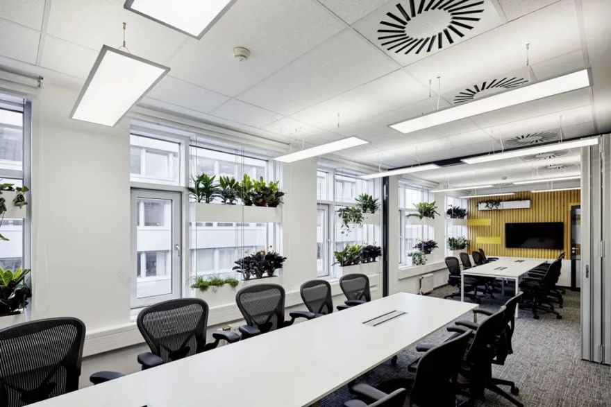 布达佩斯 EY 办公室 | 绿色社交工作空间-27