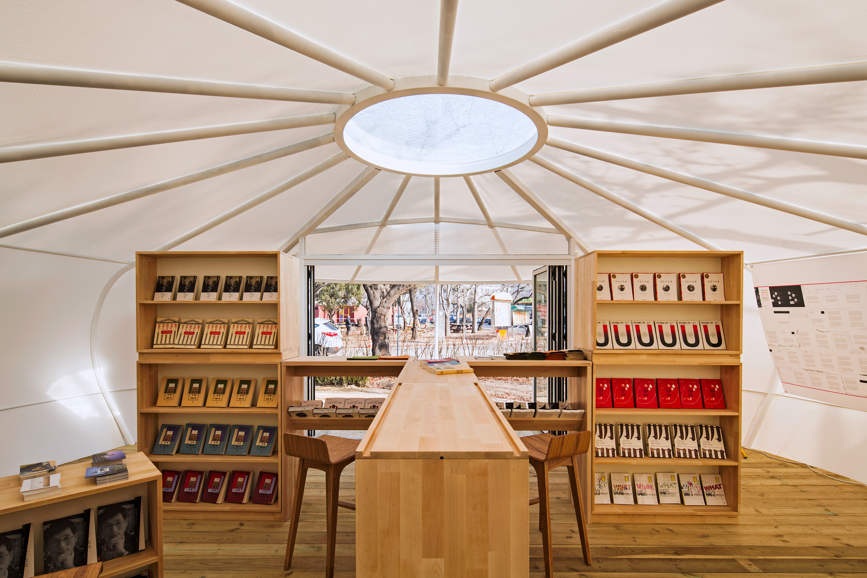 首尔创新公园“移动图书馆”项目-7