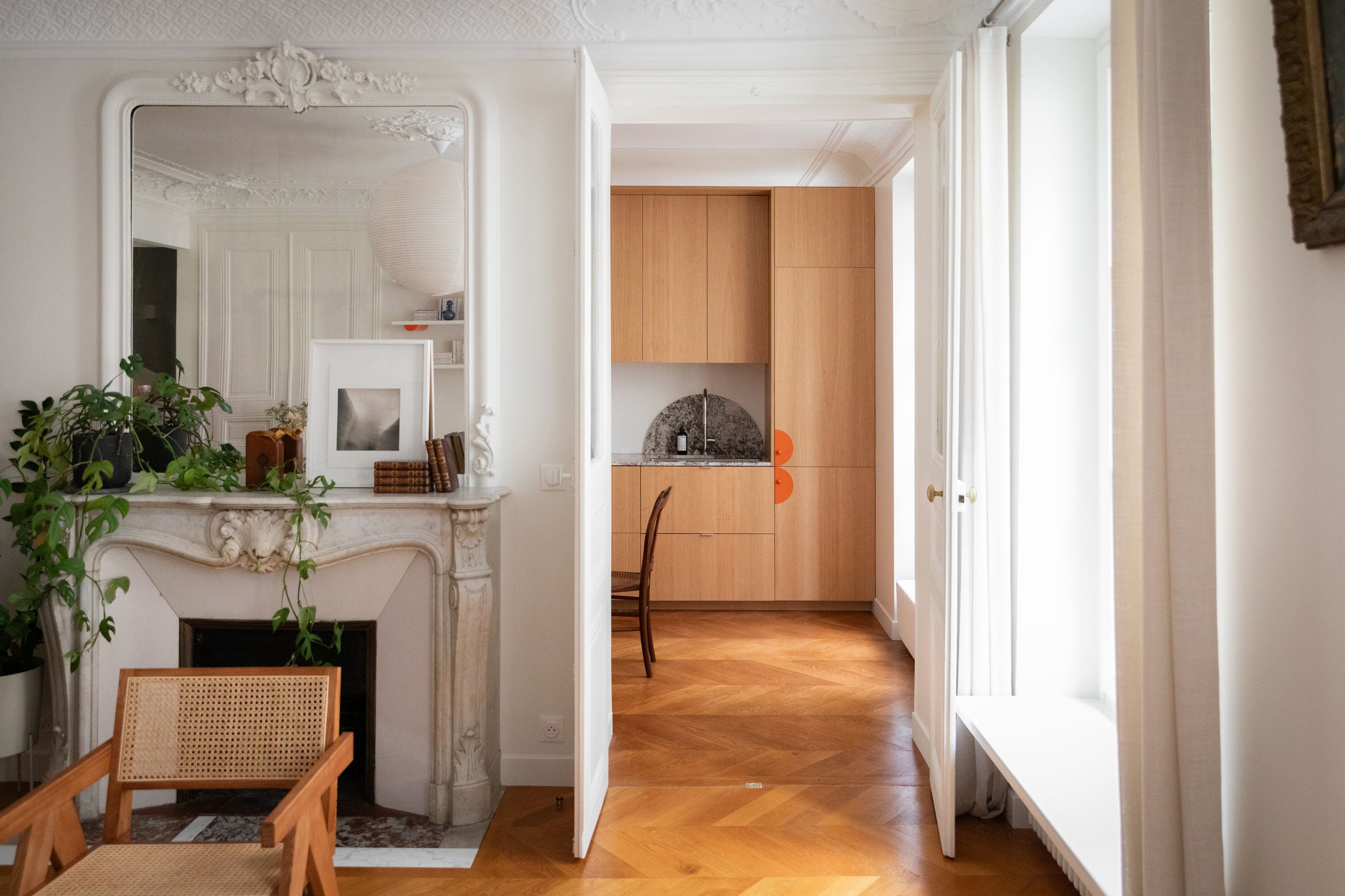 巴黎旧办公室改温馨公寓丨法国巴黎-2