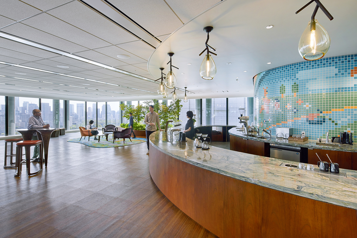 Salesforce Tokyo Hospitality Floors - Mark Cavagnero-14