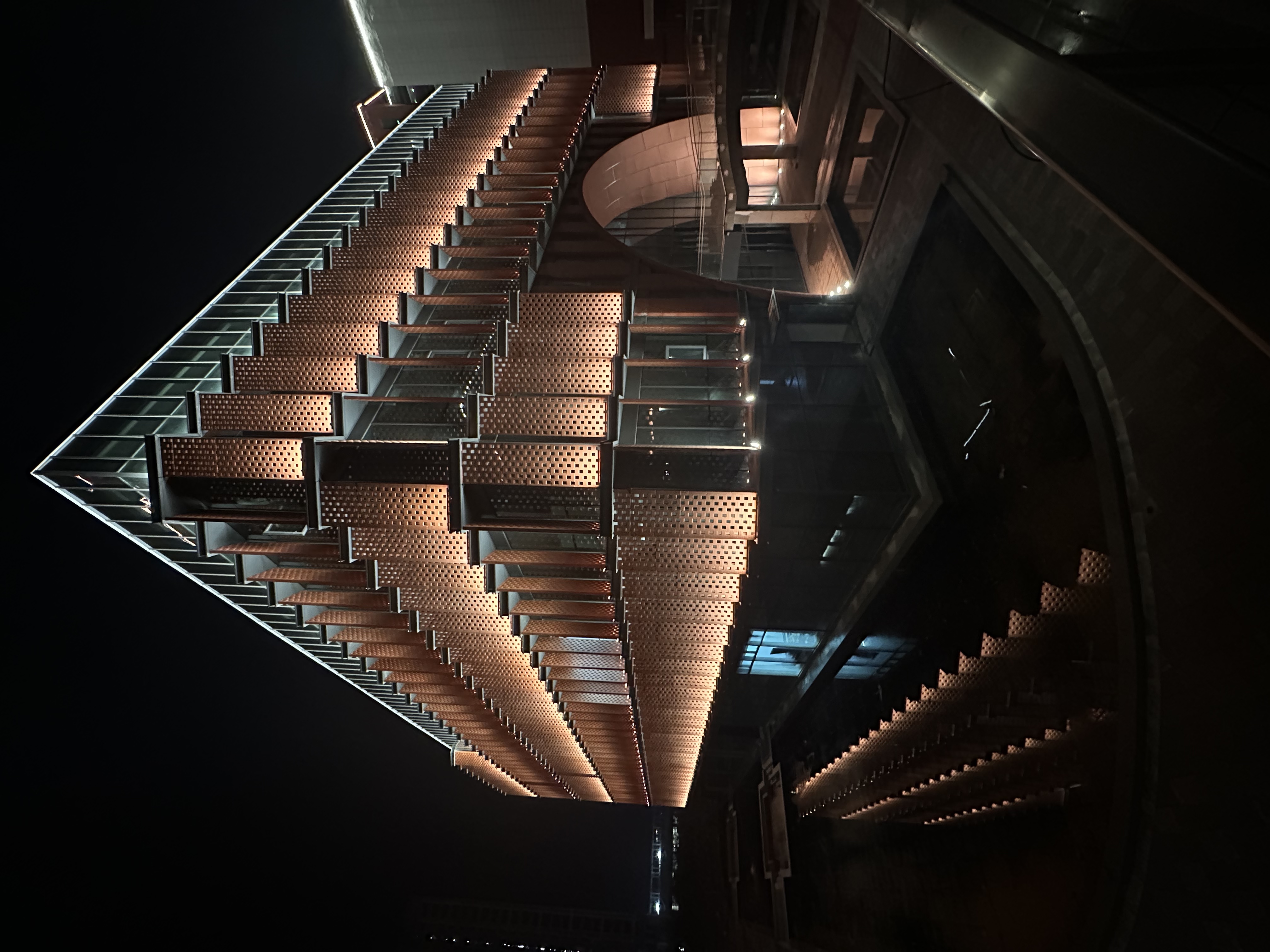 广州黄埔知识新城广外新建筑灯光前期调试-0