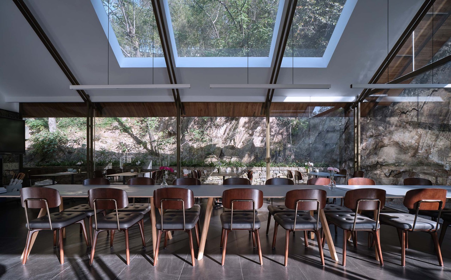 山东泰山东溪门村复兴项目 · 百年乡村的针灸式建筑更新-35