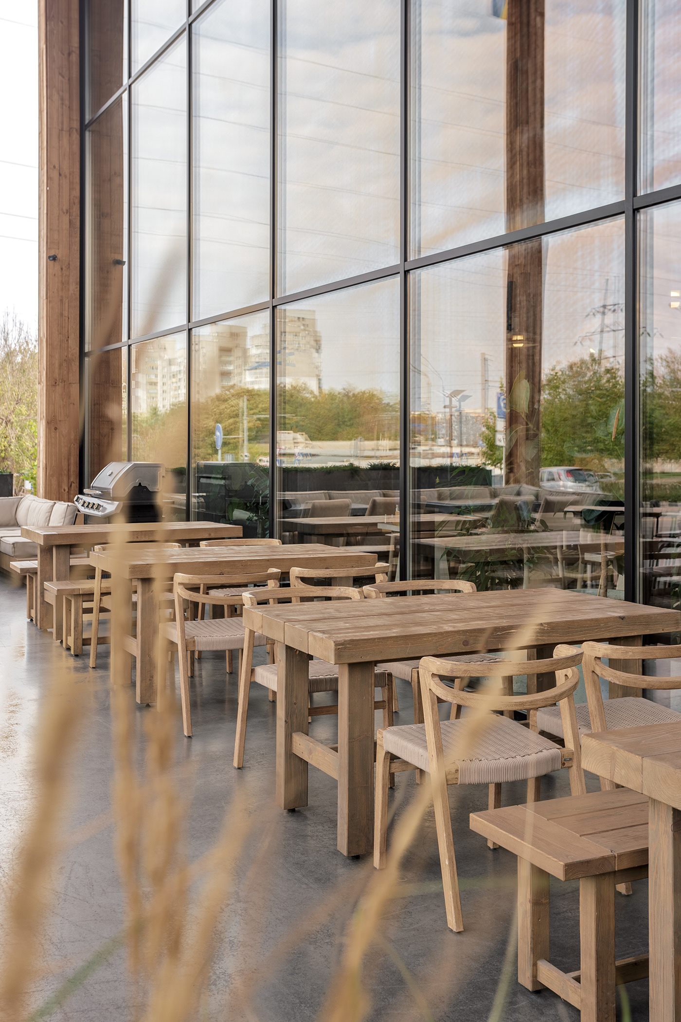 MOVA 啤酒空间丨乌克兰丨balbek bureau-24