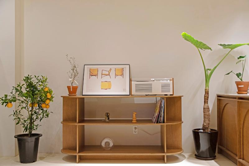 白色&木调  Instagram 风咖啡馆设计-11