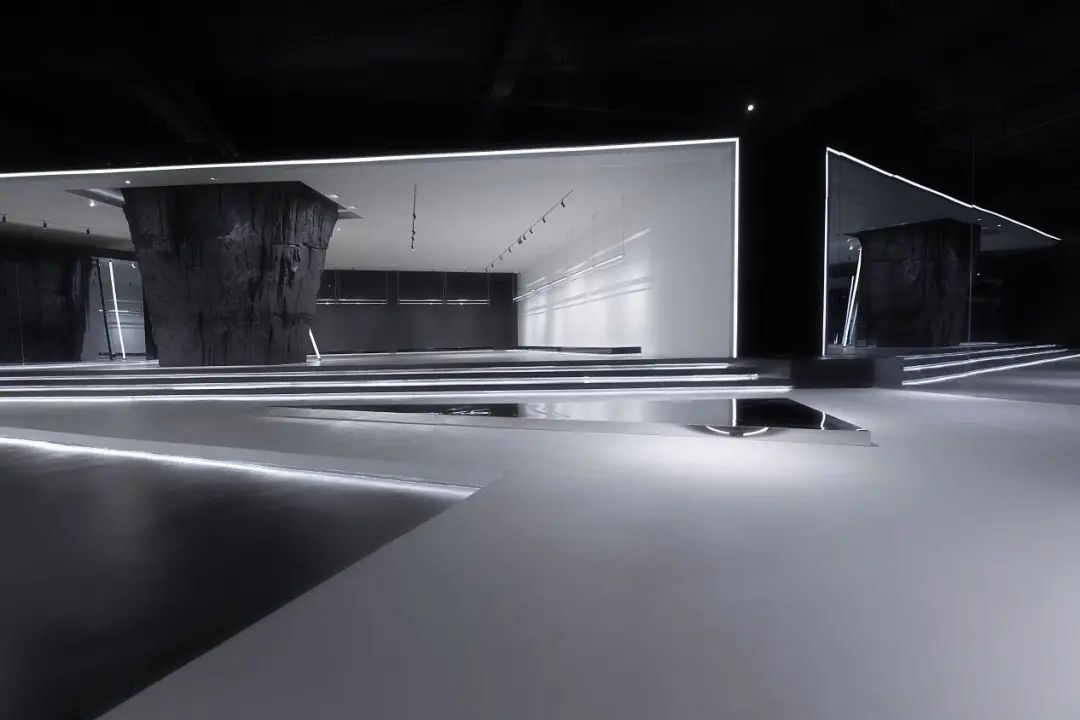 MEAT MARKET 国际奢侈品买手店丨中国杭州丨楊偉建築空間設計事務所-21