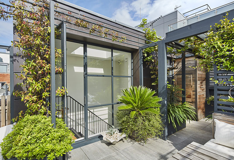 伦敦百年啤酒厂变身的工业风时尚家居-25