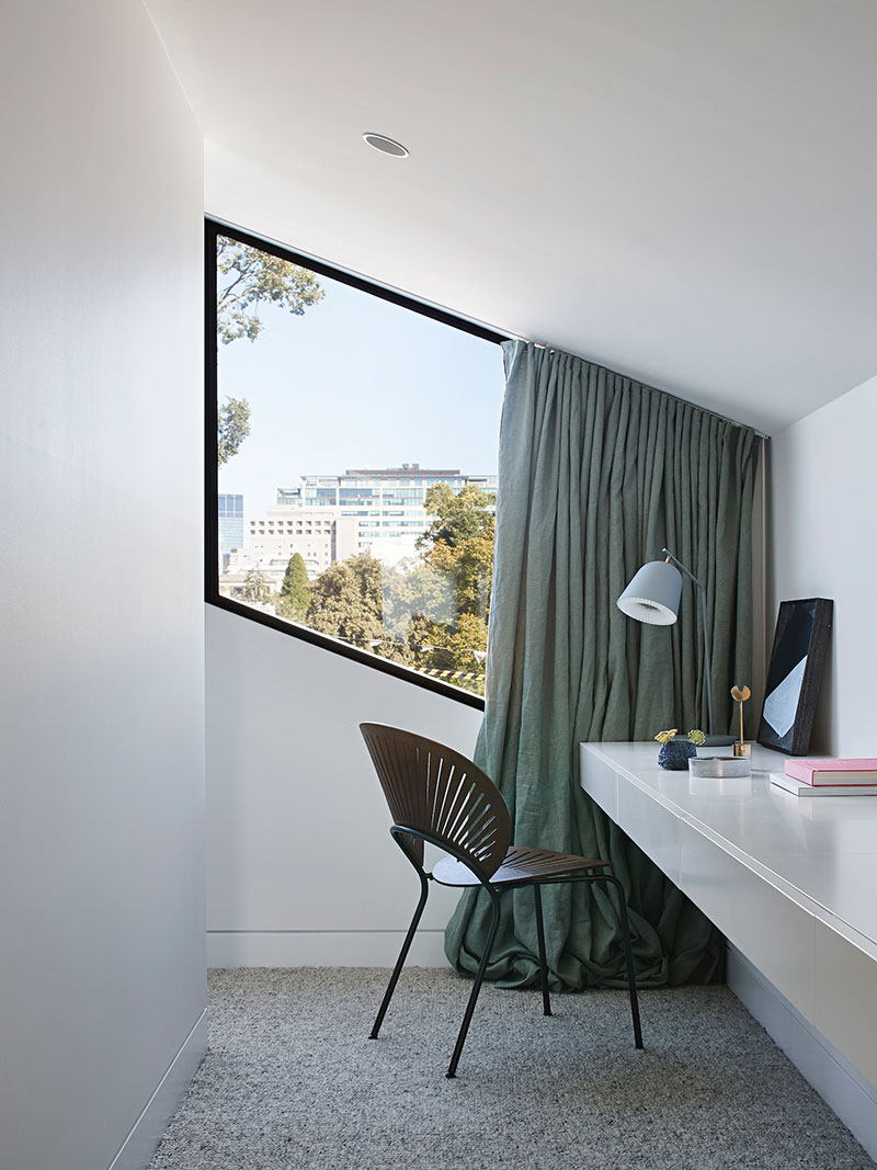 墨尔本摄影师惊艳改造旧厂房，现代家居典范-9