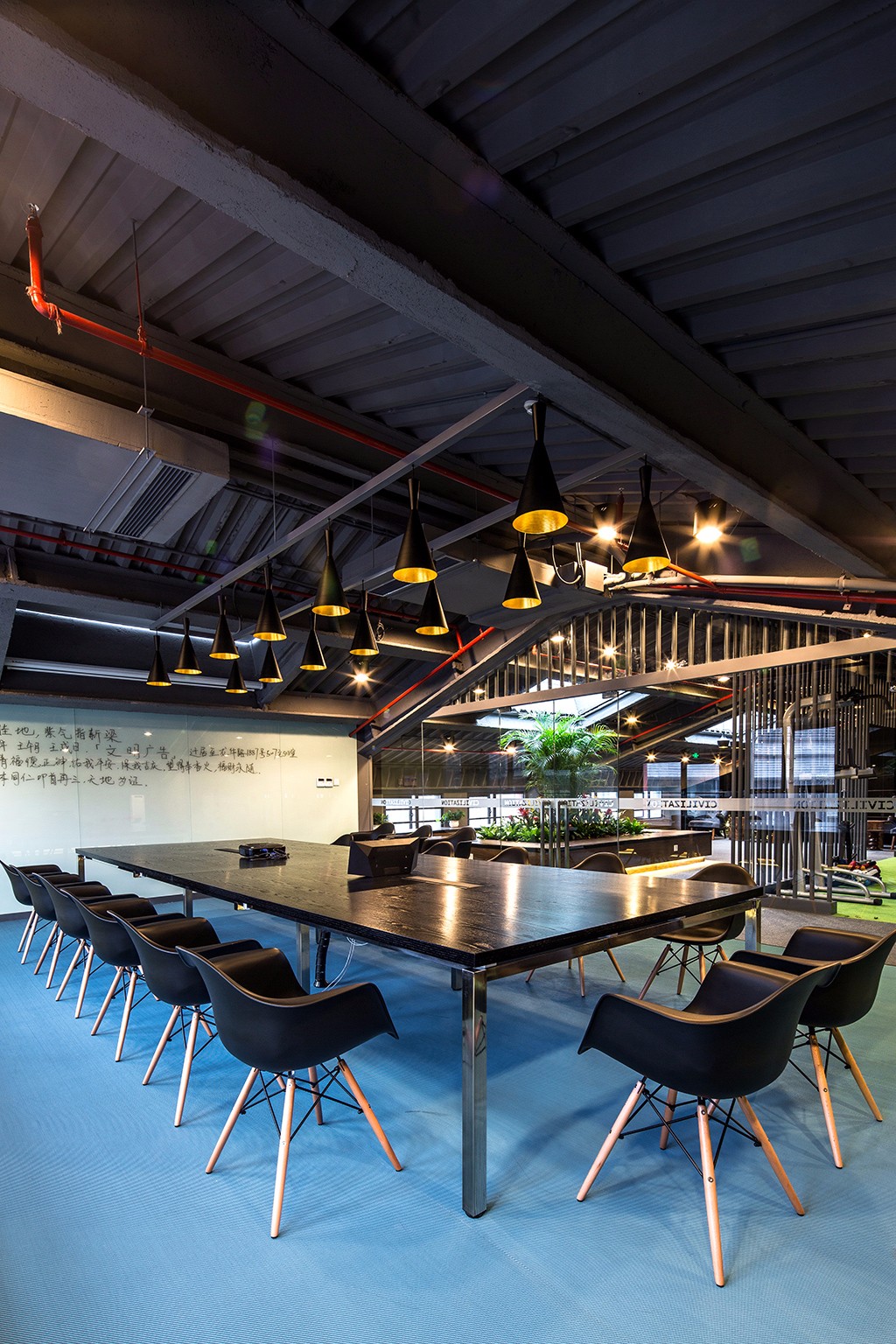 上海文明广告办公室  x collective-9