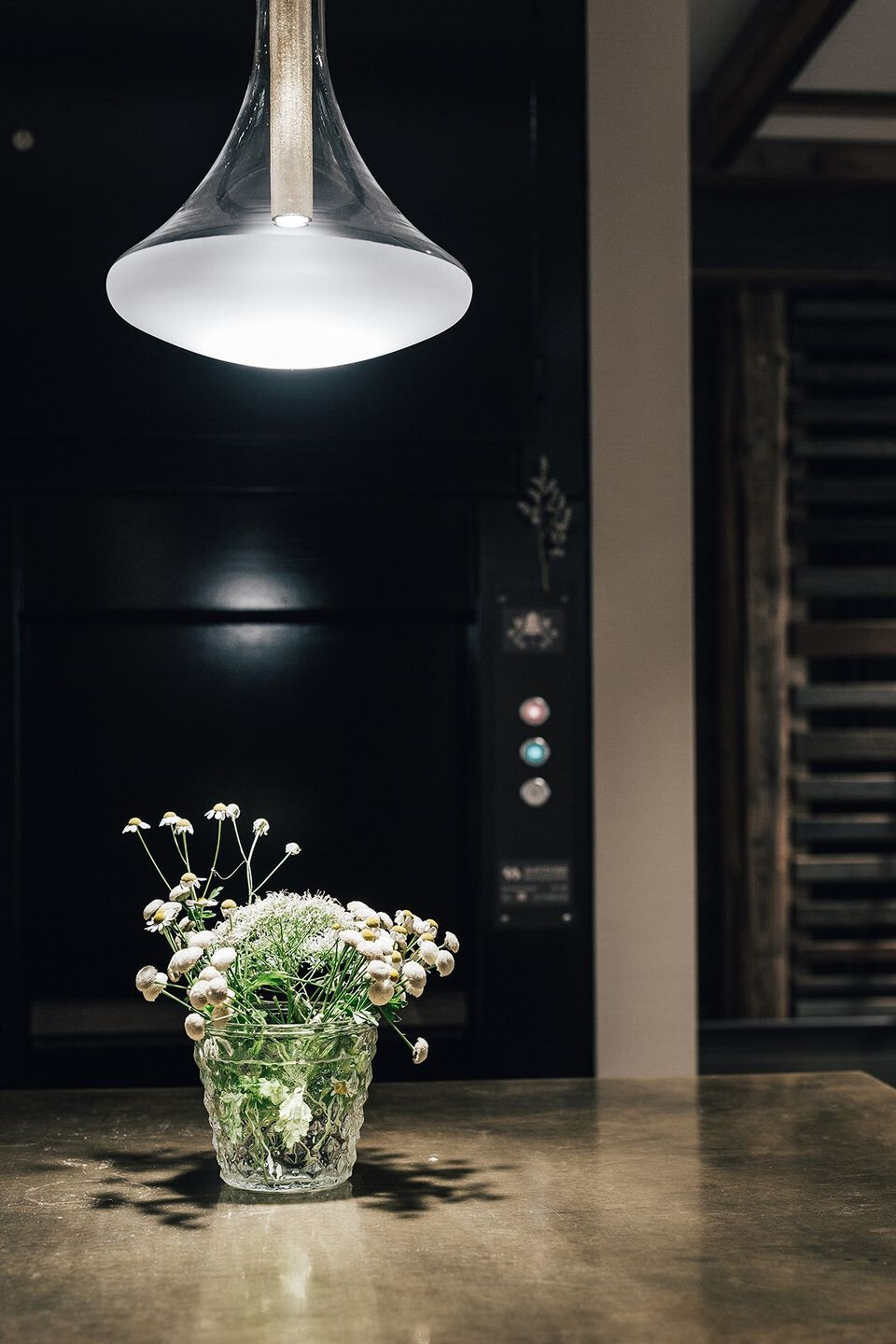 COCC· and coherent 打造瑞士圣加仑老城区温馨酒馆-27