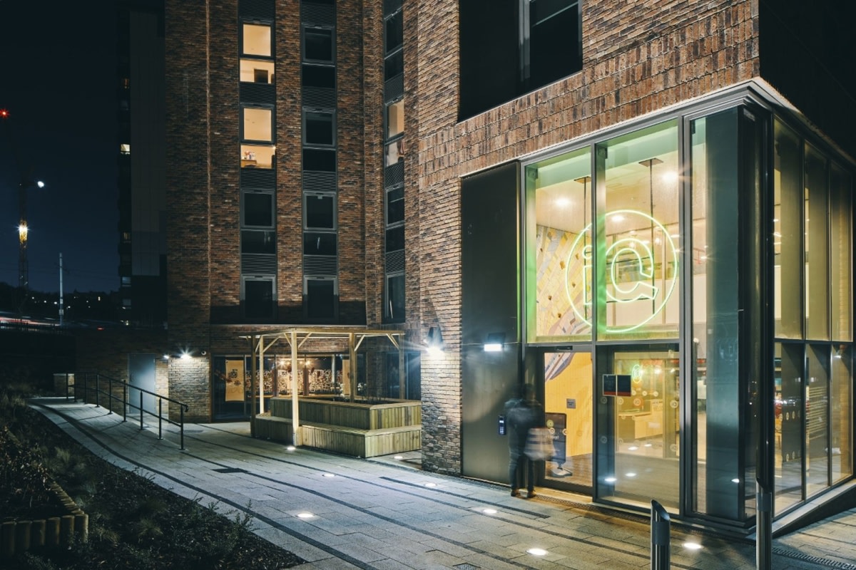 Knight House 学生公寓-11