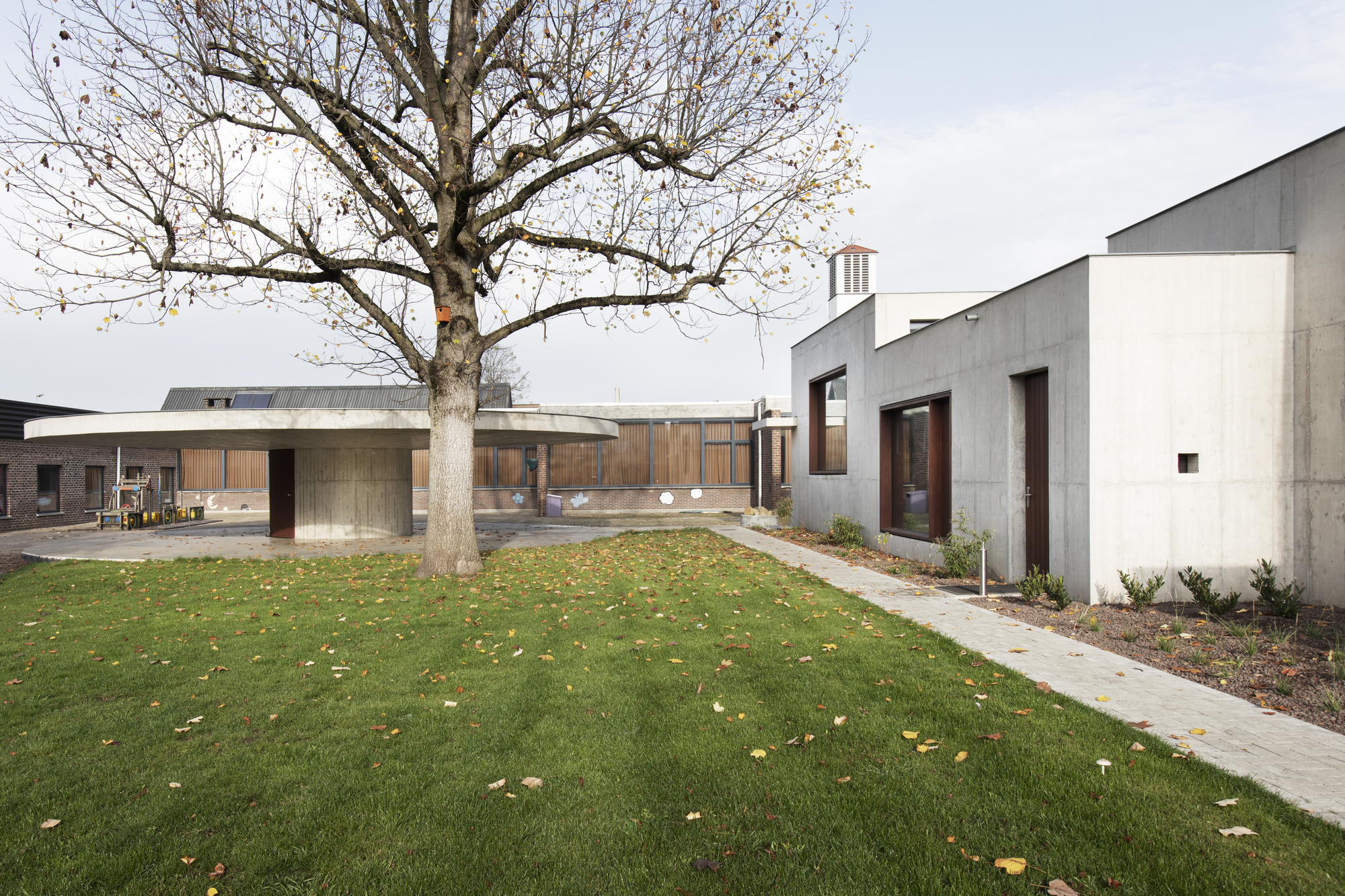 混凝土幼儿园+天篷丨比利时丨BOT architektuurcollectief-14