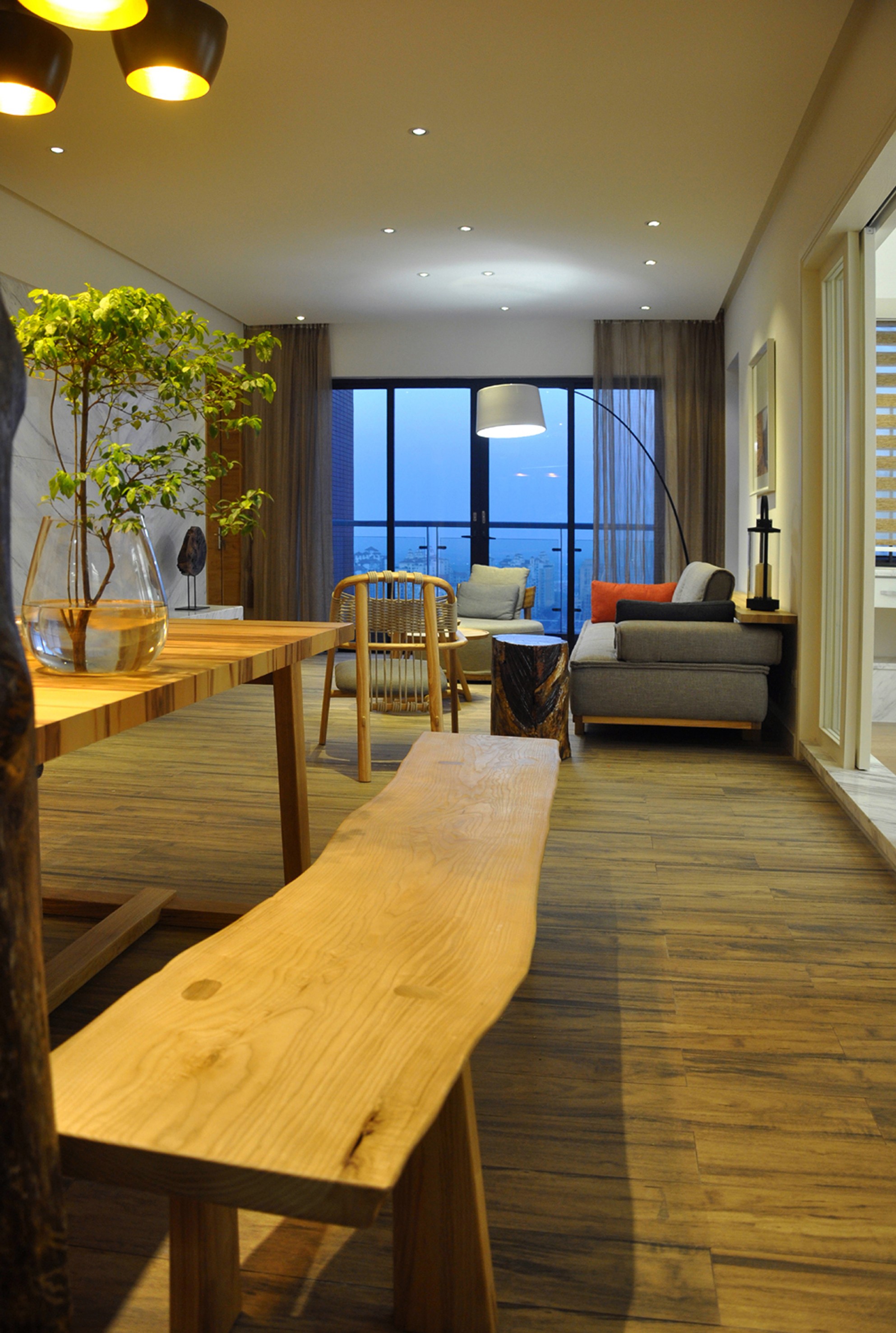 家有栖木,倚墙而生-18