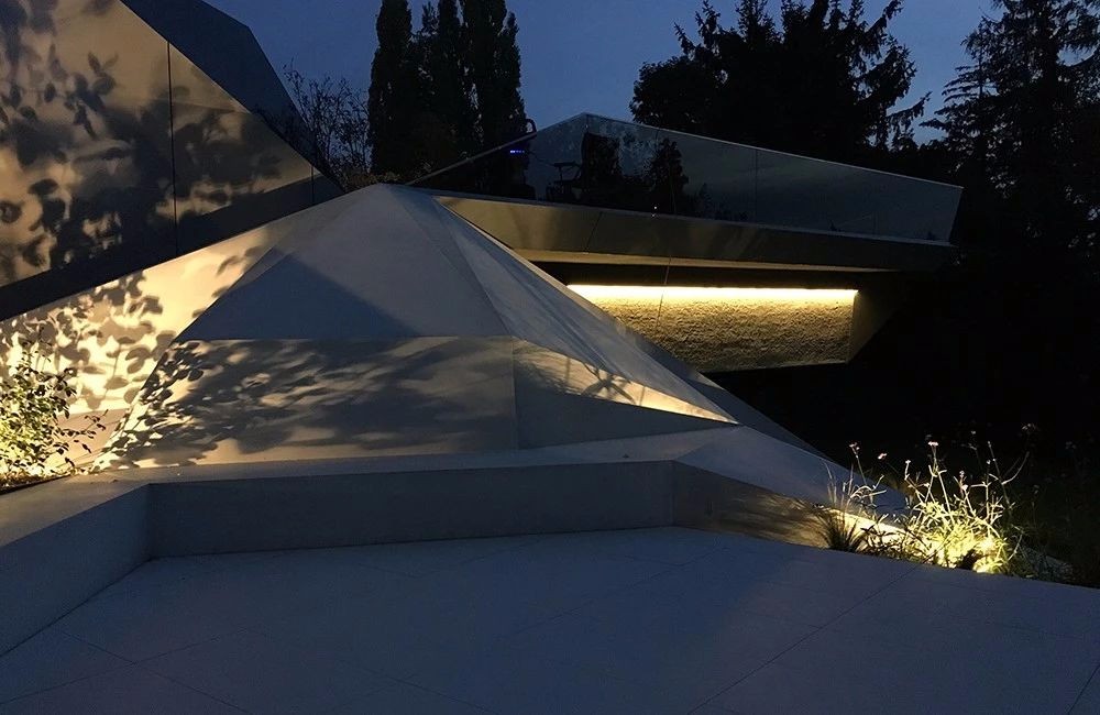 未来感住宅设计，维也纳 Ad2 Architekten 事务所打破传统-33