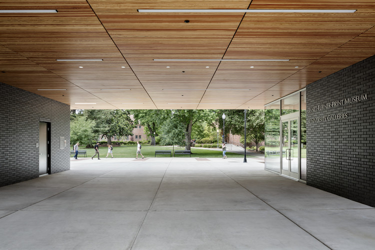 芝加哥州立大学艺术人文大楼-18