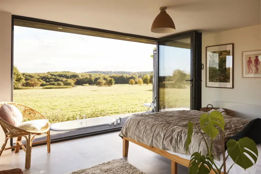 英国乡村玻璃墙别墅设计-15