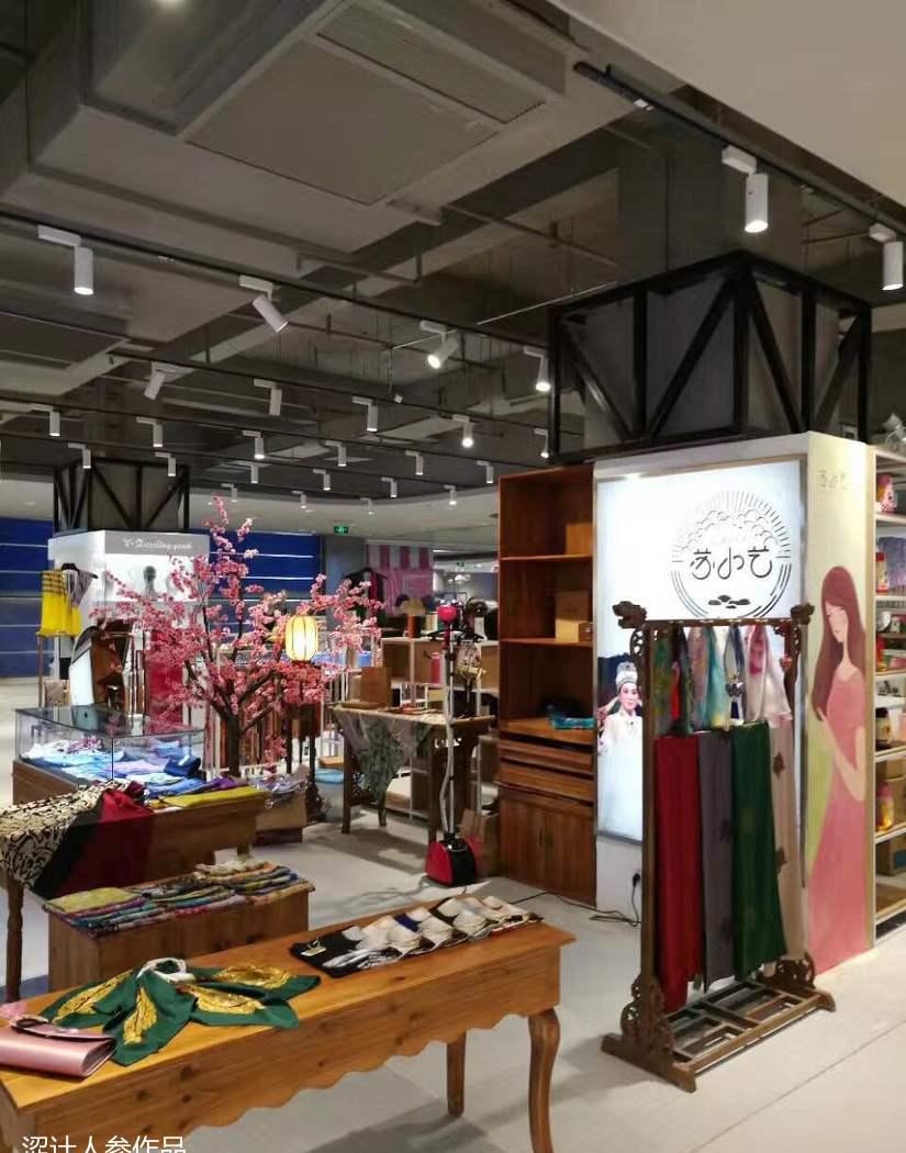 
苏州石路天虹苏小艺越剧主题丝绸馆 -7