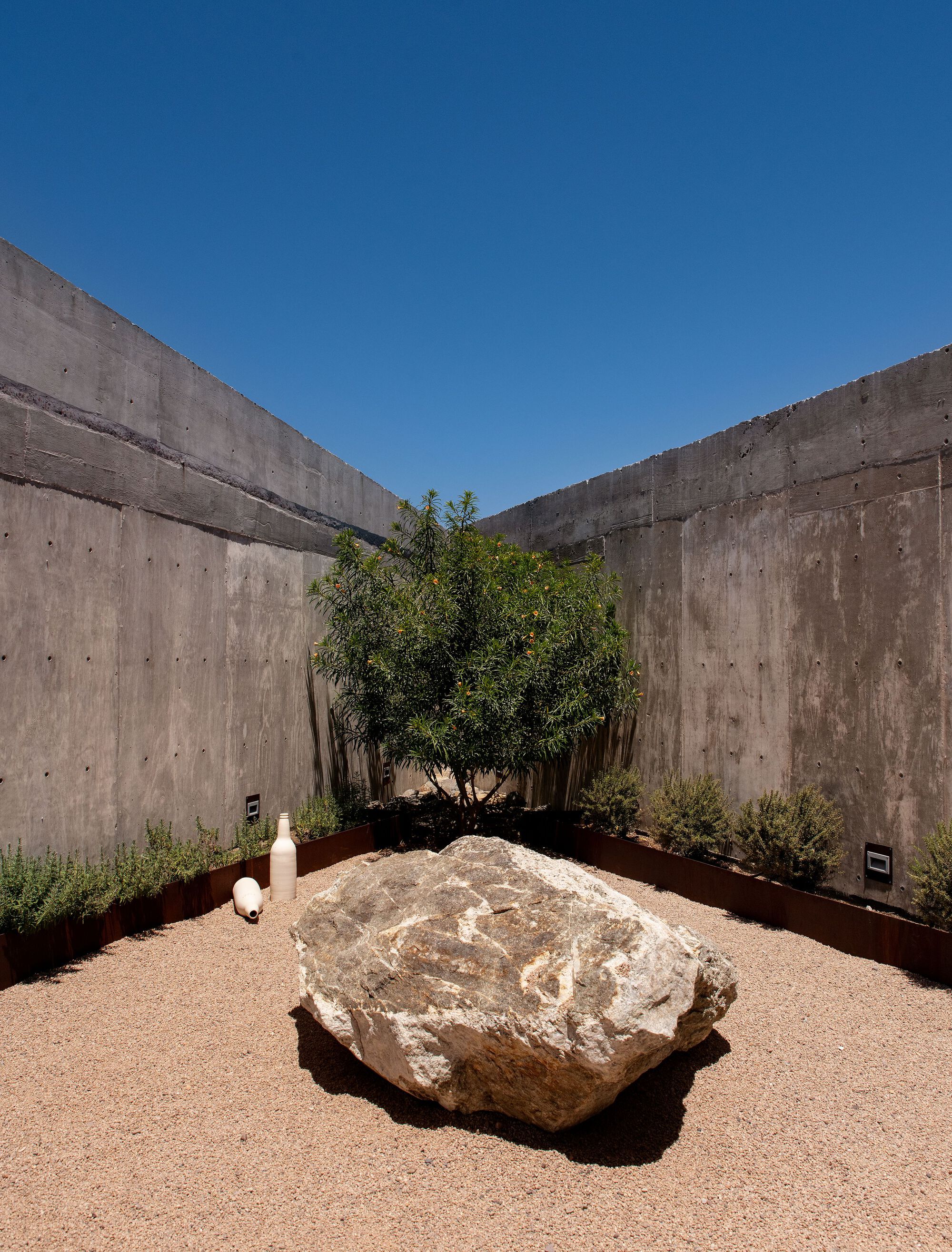 隐蔽的房子 / 隐藏的屋子丨墨西哥丨Taller de Terreno-15