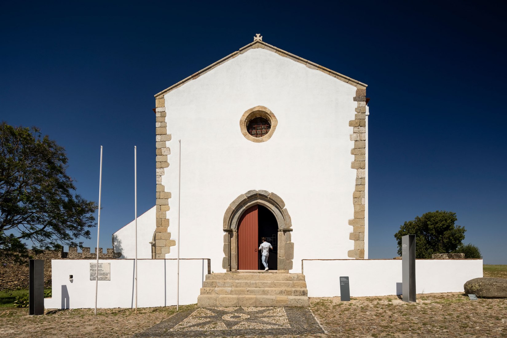 Panteão dos Almeida的博物馆陈列与展览项目丨葡萄牙丨spaceworkers建筑设计工作室-32